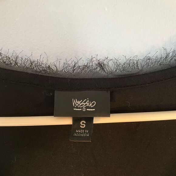 Tuxedo Eyelash Fringe Jersey Tank Top. Small. Goth - Picture 7 of 7